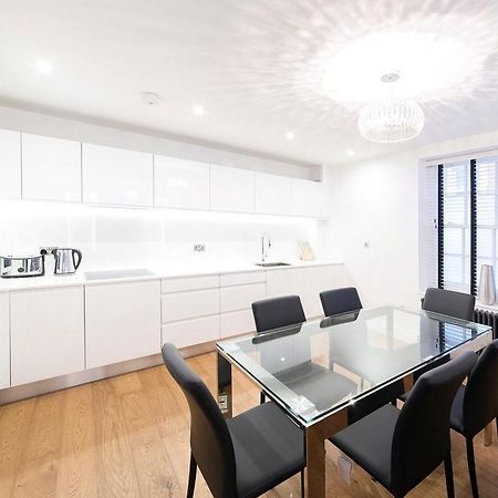 Piccadilly Circus Apartments Лондон Экстерьер фото