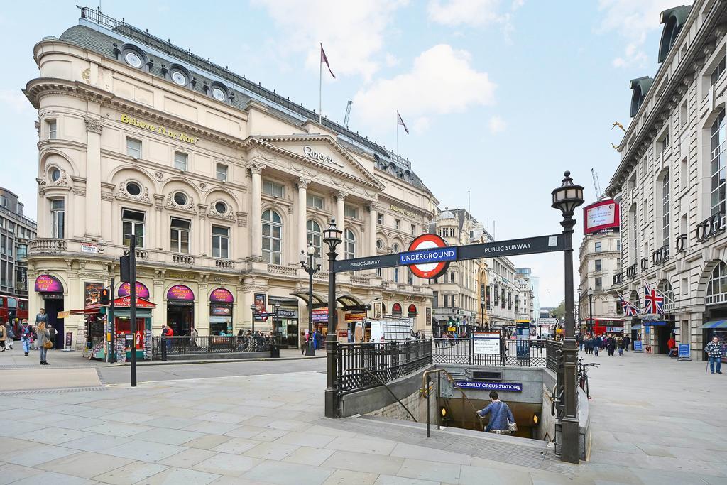 Piccadilly Circus Apartments Лондон Экстерьер фото