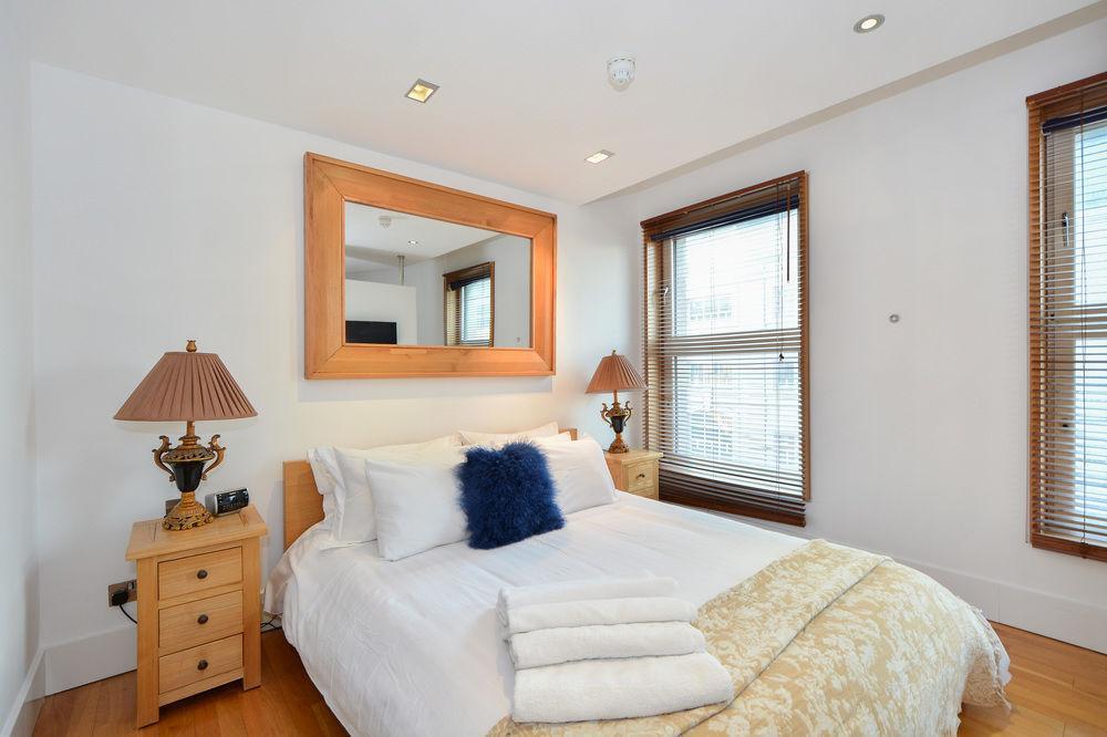 Piccadilly Circus Apartments Лондон Экстерьер фото