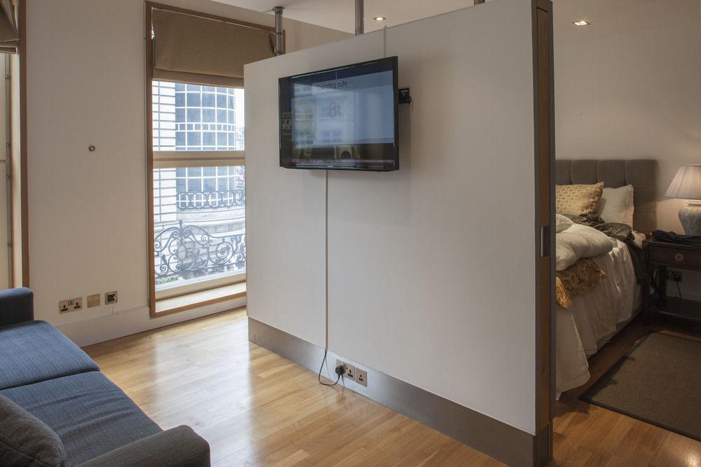 Piccadilly Circus Apartments Лондон Экстерьер фото