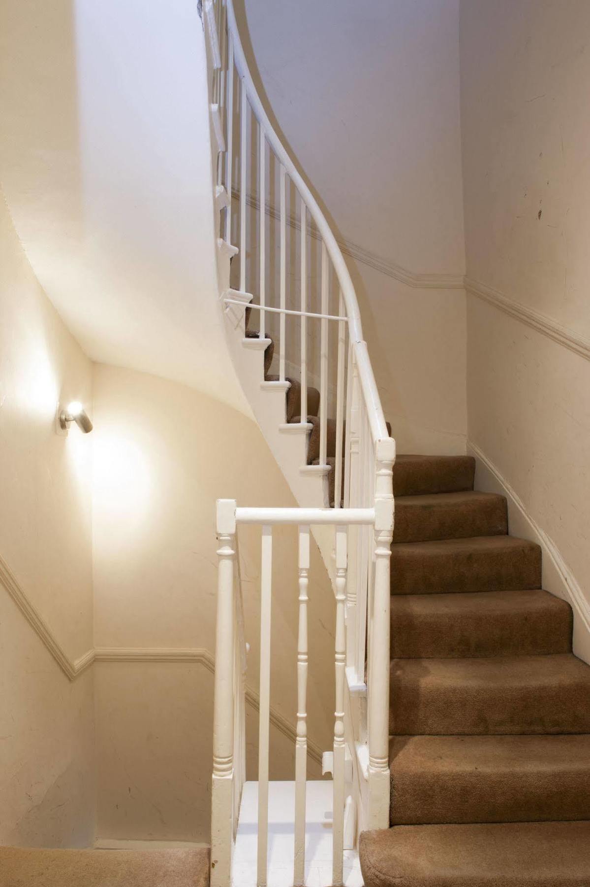 Piccadilly Circus Apartments Лондон Экстерьер фото